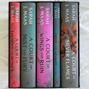 A Court of Thorns and Roses ACOTAR Hardcover Book Set